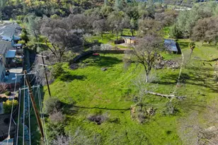 10264 Combie Rd, Auburn, CA 95602 - Photo 10