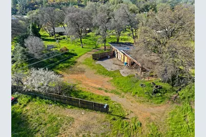 10264 Combie Rd, Auburn, CA 95602 - Photo 12