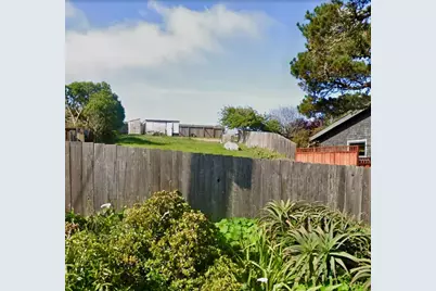 450 8th St, Montara, CA 94037 - Photo 1