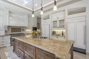 28025 Natoma Rd, Los Altos Hills, CA 94022 - Photo 22