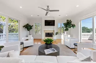 2496 Butternut Dr, Hillsborough, CA 94010 - Photo 28