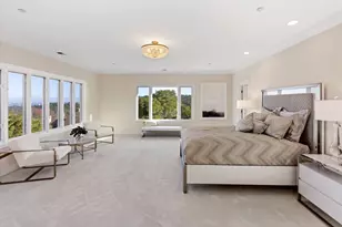 2496 Butternut Dr, Hillsborough, CA 94010 - Photo 36