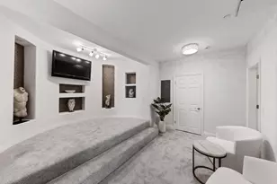 2496 Butternut Dr, Hillsborough, CA 94010 - Photo 68