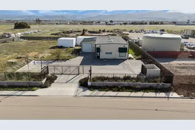 991 Industrial Way, King City, CA 93930 - Photo 1