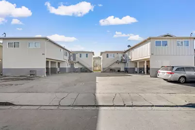 466 Willow Ave, Half Moon Bay, CA 94019 - Photo 2