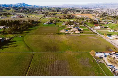 12645 Harding Ave, San Martin, CA 95046 - Photo 4