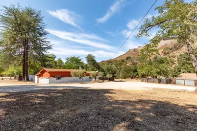 20500 Cachagua Rd, Carmel Valley, CA 93924 - Photo 10