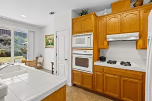 1085 Oakpoint Dr, Bay Point, CA 94565 - Photo 12