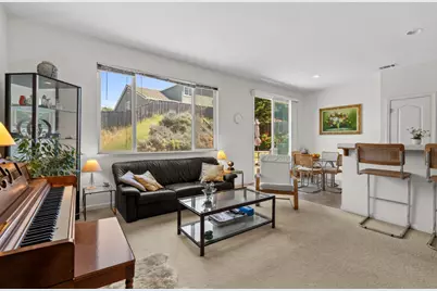 1085 Oakpoint Dr, Bay Point, CA 94565 - Photo 10