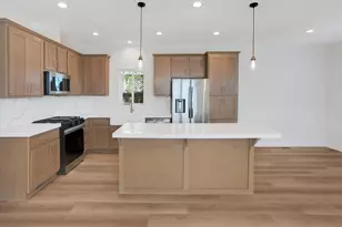 144 Holm Rd 55, Watsonville, CA 95076 - Photo 6