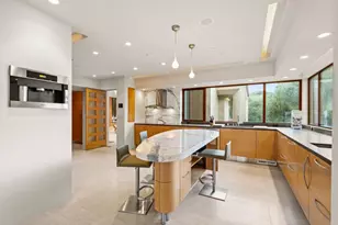 11481 Magdalena Rd, Los Altos Hills, CA 94024 - Photo 22