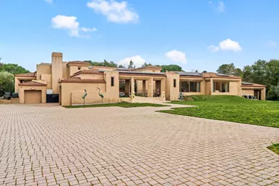 11481 Magdalena Rd, Los Altos Hills, CA 94024 - Photo 4