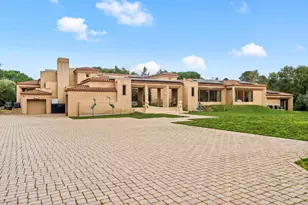 11481 Magdalena Rd, Los Altos Hills, CA 94024 - Photo 4