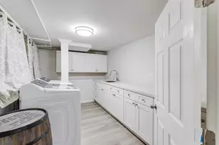 680 S 12th St, San Jose, CA 95112 - Photo 28