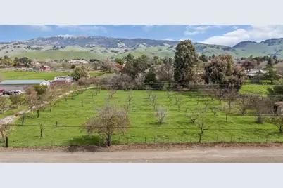 1925 Church Ave, San Martin, CA 95046 - Photo 1