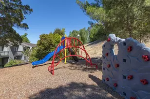 900 Cambridge Dr 56, Benicia, CA 94510 - Photo 32