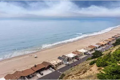 372 Oceanview Dr, La Selva Beach, CA 95076 - Photo 1