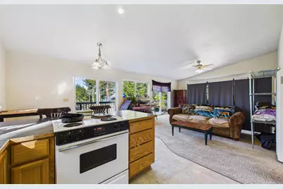 972 Spring Rd, Whitethorn, CA 95589 - Photo 18