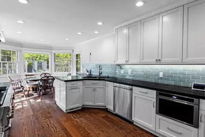 680 Fairway Cir, Hillsborough, CA 94010 - Photo 16