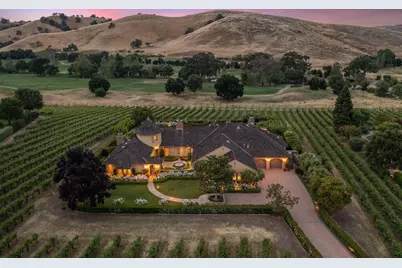 1305 Lions Peak Ln, San Martin, CA 95046 - Photo 2