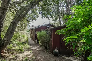 640 Los Trancos Rd, Palo Alto, CA 94304 - Photo 24