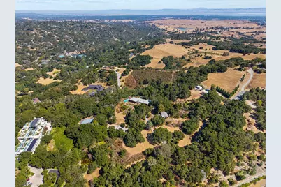 640 Los Trancos Rd, Los Altos Hills, CA 94028 - Photo 44