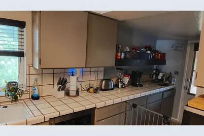 713 7th St, Hollister, CA 95023 - Photo 10