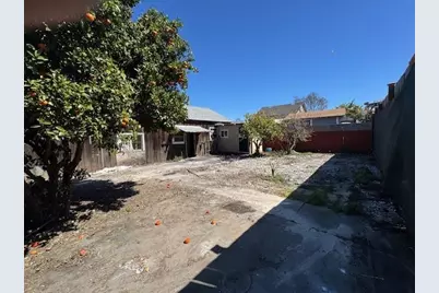 198 Floyd St, San Jose, CA 95110 - Photo 1