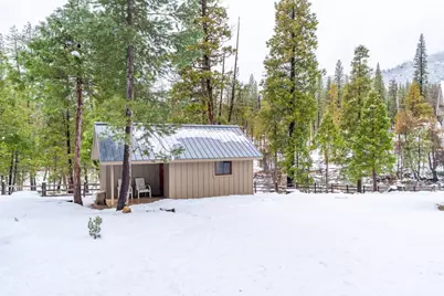 7899 Forest Dr, Yosemite National Park, CA 95389 - Photo 78