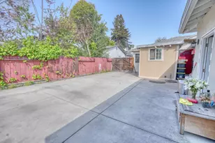 2271 Euclid Ave, East Palo Alto, CA 94303 - Photo 86