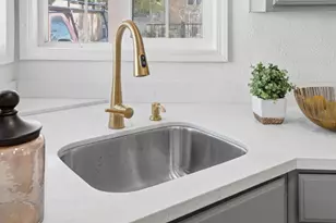 2271 Euclid Ave, East Palo Alto, CA 94303 - Photo 24