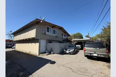 210 Gramercy Pl, San Jose, CA 95116 - Photo 2