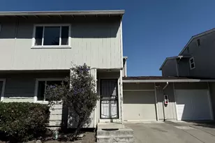 631 Foster Ct 3, Hayward, CA 94544 - Photo 1