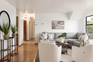 917 Fountain Ave, Pacific Grove, CA 93950 - Photo 2