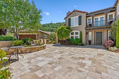 1405 Lakeview Ct, San Martin, CA 95046 - Photo 12