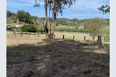 10120 Reese Cr., Salinas, CA 93907 - Photo 4