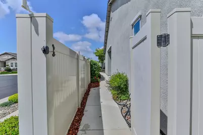 2671 Glen Echo Ln, Manteca, CA 95336 - Photo 46