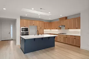 2171 White Oak Dr, Hollister, CA 95023 - Photo 4