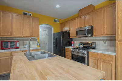 1416 San Rafael St, Los Banos, CA 93635 - Photo 8