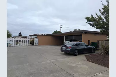 250 Schafer Rd, Hayward, CA 94544 - Photo 1