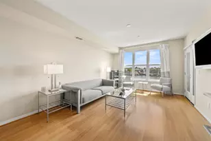 2853 Regatta Dr, Oakland, CA 94601 - Photo 14