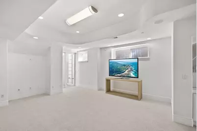 12690 Dianne Dr, Los Altos Hills, CA 94022 - Photo 40