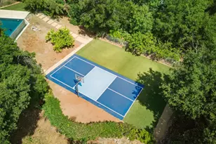 12690 Dianne Dr, Los Altos Hills, CA 94022 - Photo 60