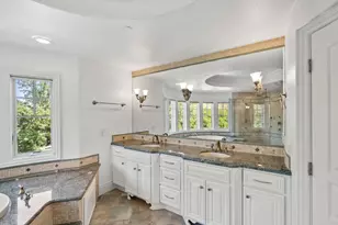 12690 Dianne Dr, Los Altos Hills, CA 94022 - Photo 34