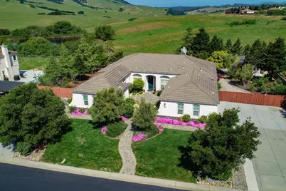 334 Paseo Gularte, San Juan Bautista, CA 95045 - Photo 1