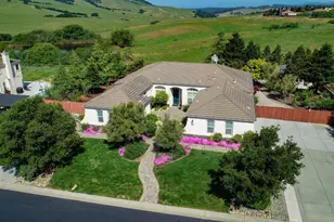 334 Paseo Gularte, San Juan Bautista, CA 95045 - Photo 1