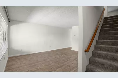 622 N Ahwanee Ter, Sunnyvale, CA 94085 - Photo 2