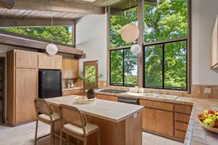 40 Deer Path Dr, Portola Valley, CA 94028 - Photo 10