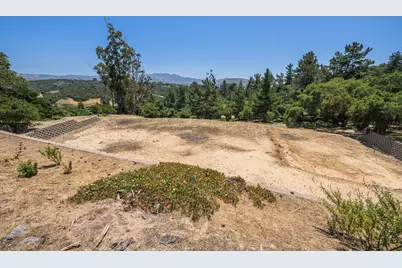 8734 Eagles Roost Rd, Salinas, CA 93907 - Photo 12