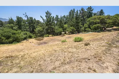 8734 Eagles Roost Rd, Salinas, CA 93907 - Photo 10